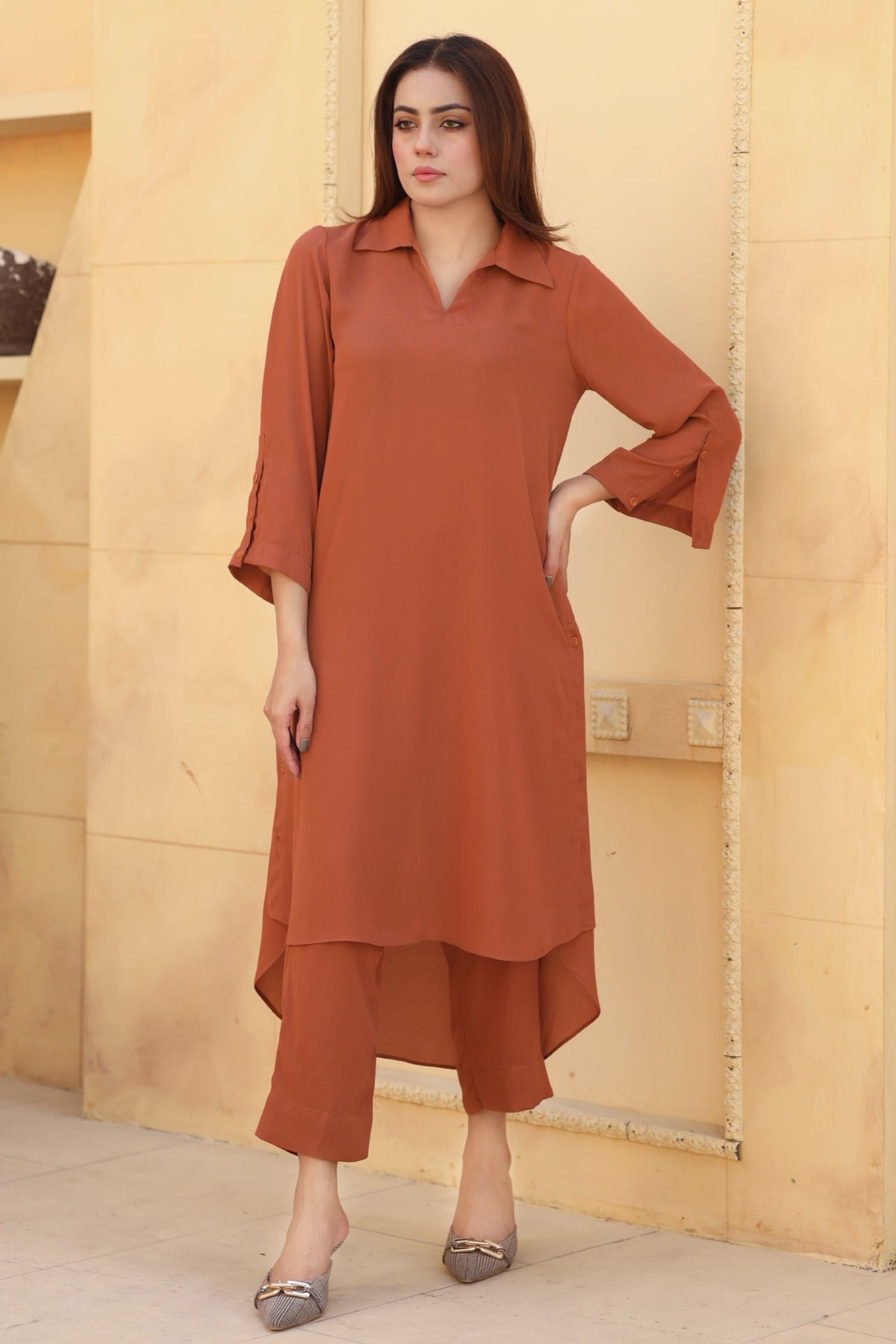 Terracotta asymmetrical hem shirt