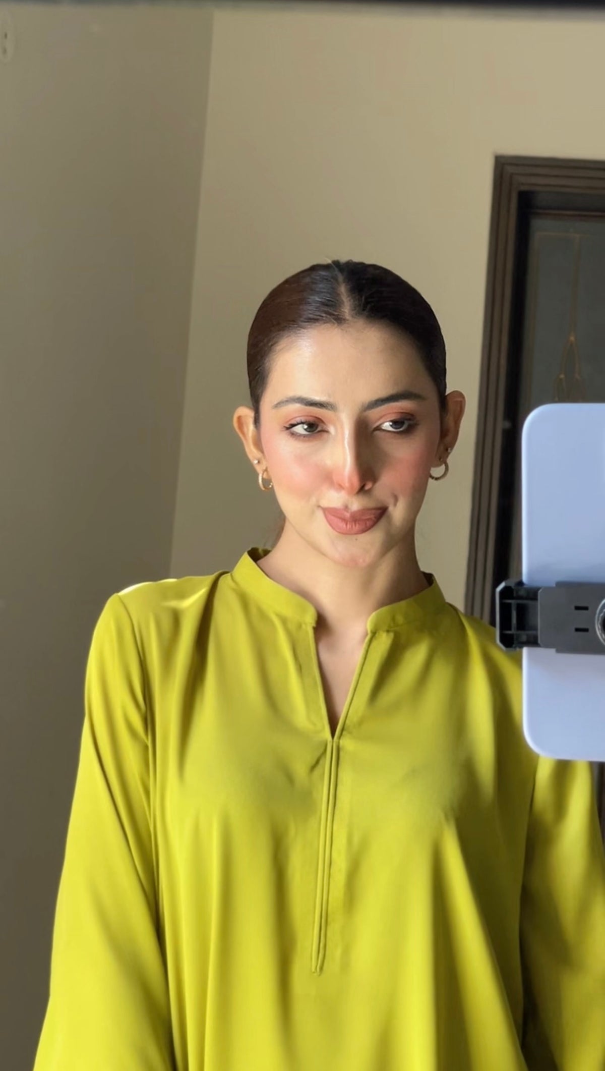 Parrot shirt & tulip culottes