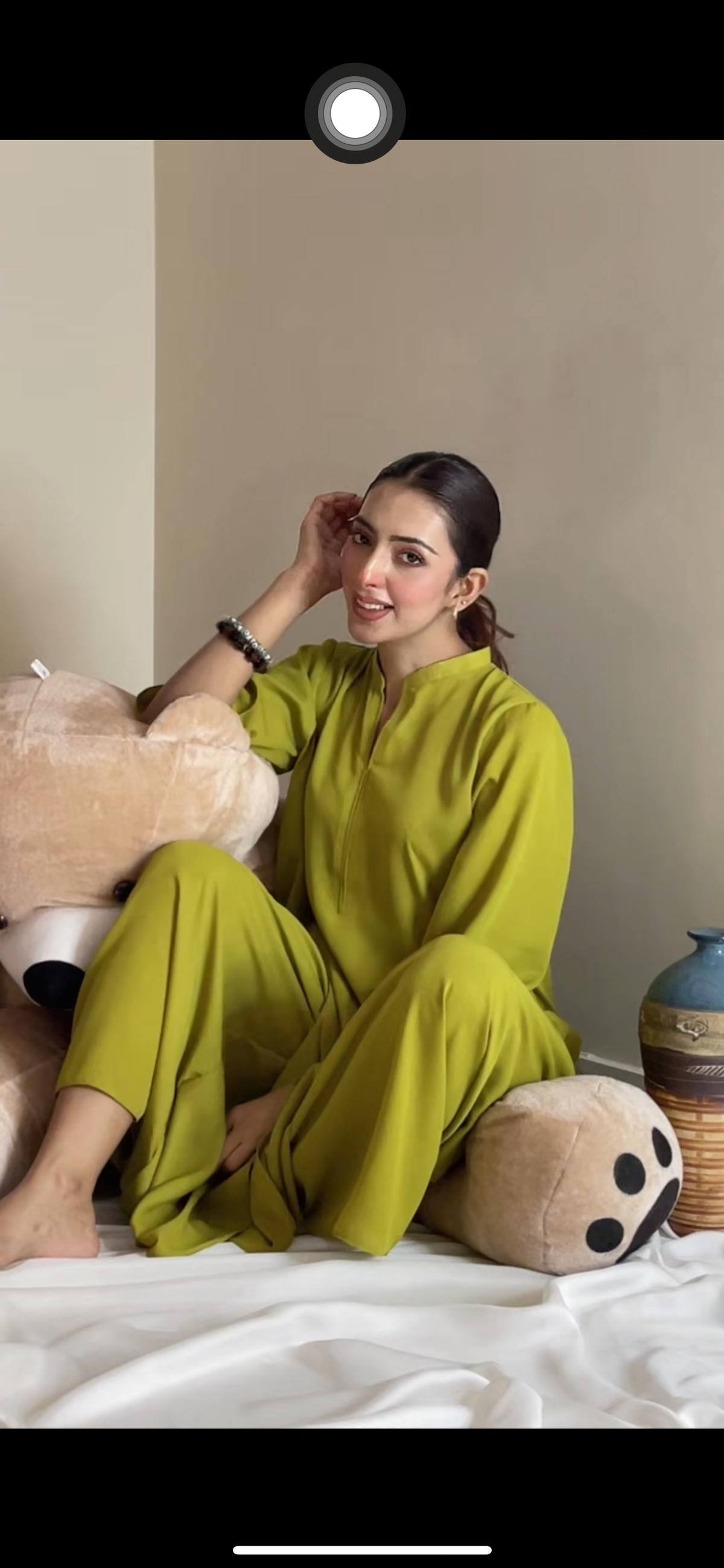 Parrot shirt & tulip culottes