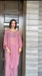 Oversized chiffon